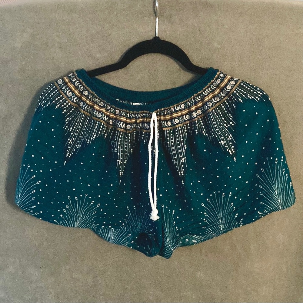 Teal Pattered shorts